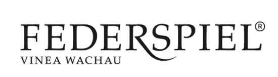 Federspiel Logo in Schwarz vor weißem Hintergrund.