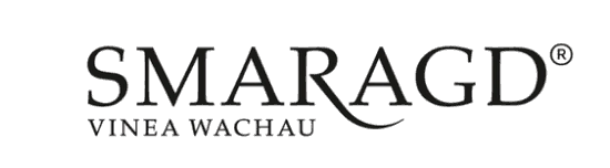 Smaragd Logo in Schwarz vor weißem Hintergrund.